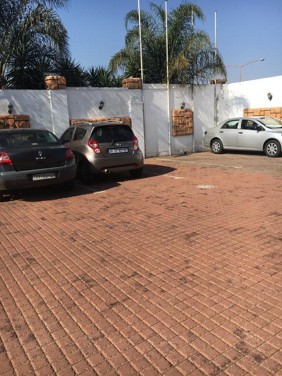 Tassili Lodge Kempton Park Eksteriør billede