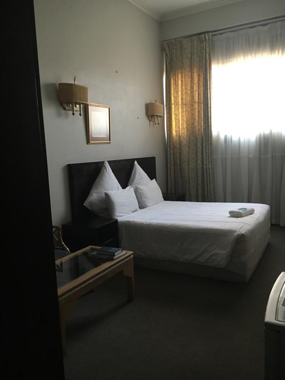 Tassili Lodge Kempton Park Eksteriør billede