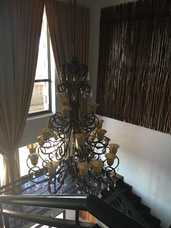 Tassili Lodge Kempton Park Eksteriør billede